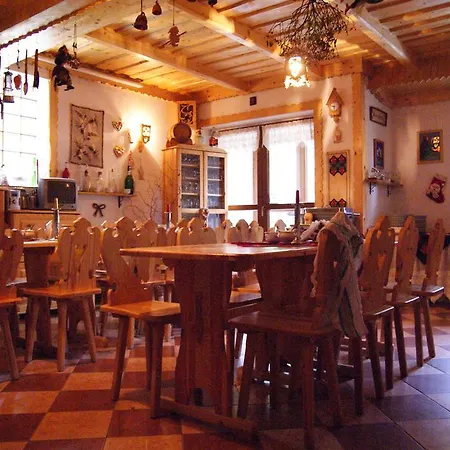 Pod Bandera 住宿加早餐酒店 3*