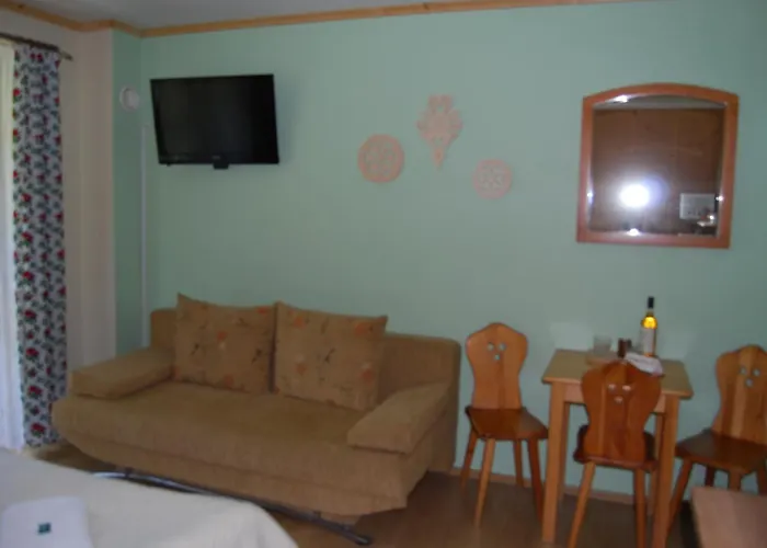 Pod Bandera Bed and breakfast 3*